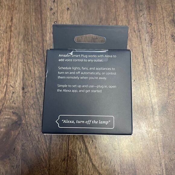 Amazon Smart Plug, for home automation, Works with Alexa - Picture 4 of 5